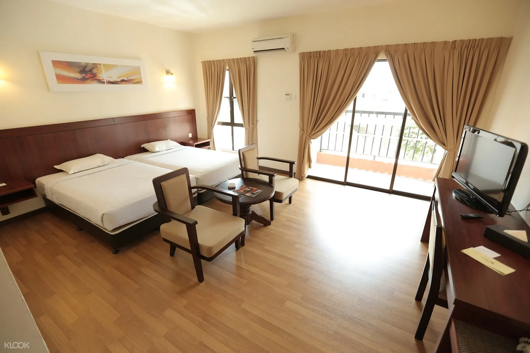 Up To 30 Off Arabian Bay Resort Staycation In Bukit Gambang Resort City Klook Singapore
